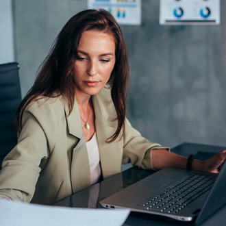 Tramitación de escrituras en notario y registros